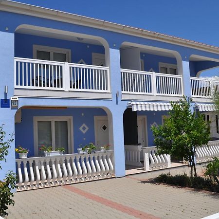 Marina Apartments Vir Exterior foto